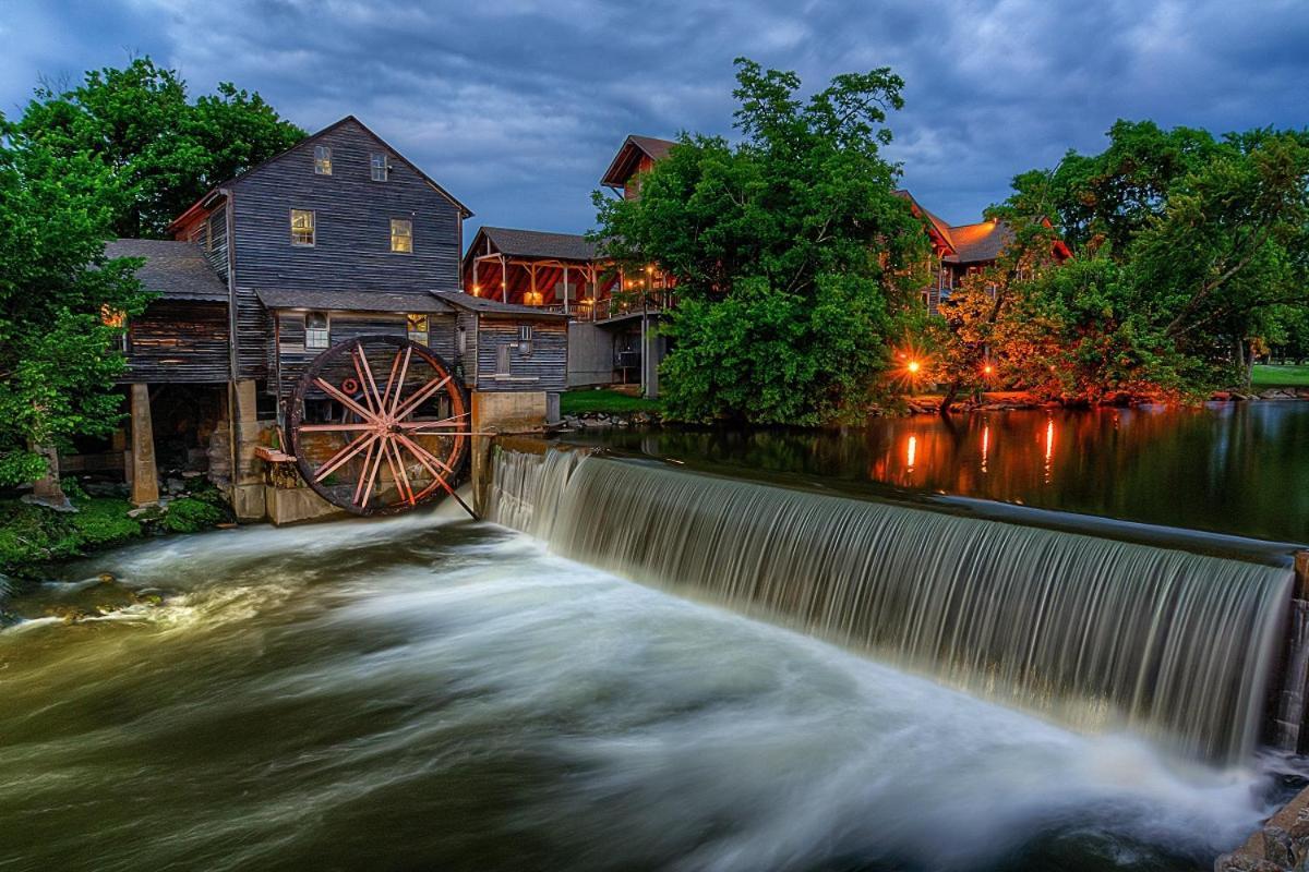 Black Bear Falls - With An In-Law Suite Gatlinburg Exterior foto