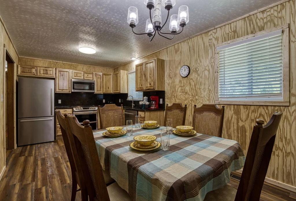 Black Bear Falls - With An In-Law Suite Gatlinburg Exterior foto